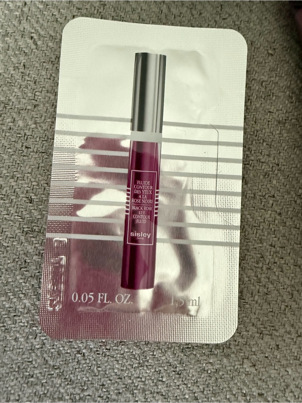Sisley Woven Plum Cosmetic Clutch with Skincare samples - Picture 7 of 7